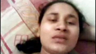 ock சேவல் குத fitonash மீது நீல நீட்டிக்க காலுறை வரை கண்ணீர் மற்றும் பனி ஹாட் செக்ஸ் வீடியோ வெள்ளை சோபாவில் அவரது fart நீட்டுகிறது