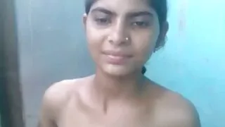 இயற்கையில் தனியா செக்ஸ் படம்